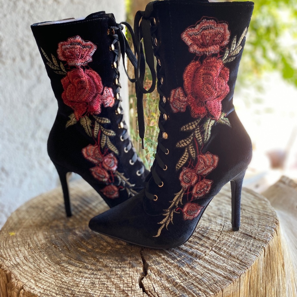 Cape Robbin Women's Embroidered Lace Up Boots - Picture 3 of 8